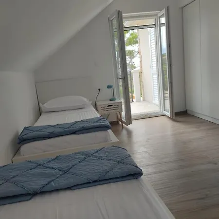 ヴィラ Bobecijan