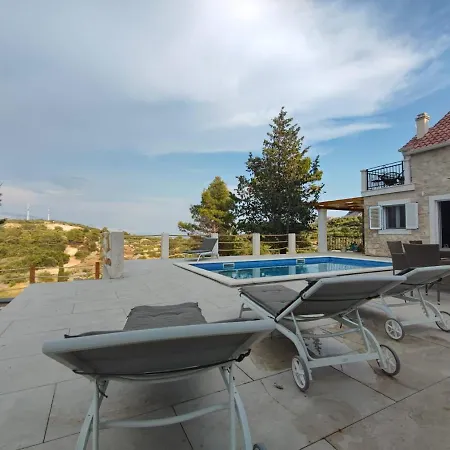 Villa Bobecijan *