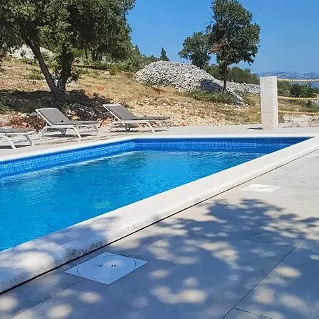 Villa Bobecijan *